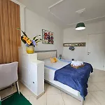 The Station - House Of Tourists Apartment *