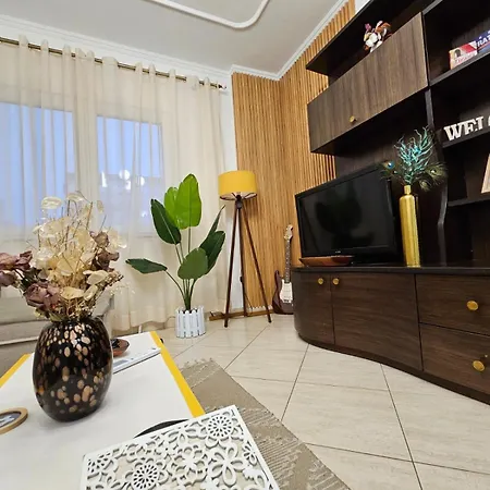 Apartment The Station - House Of Tourists Tirana