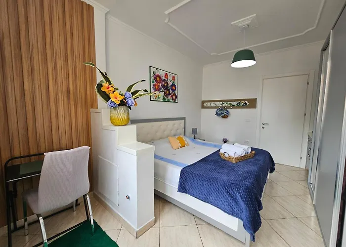 The Station - House Of Tourists Apartamento *
